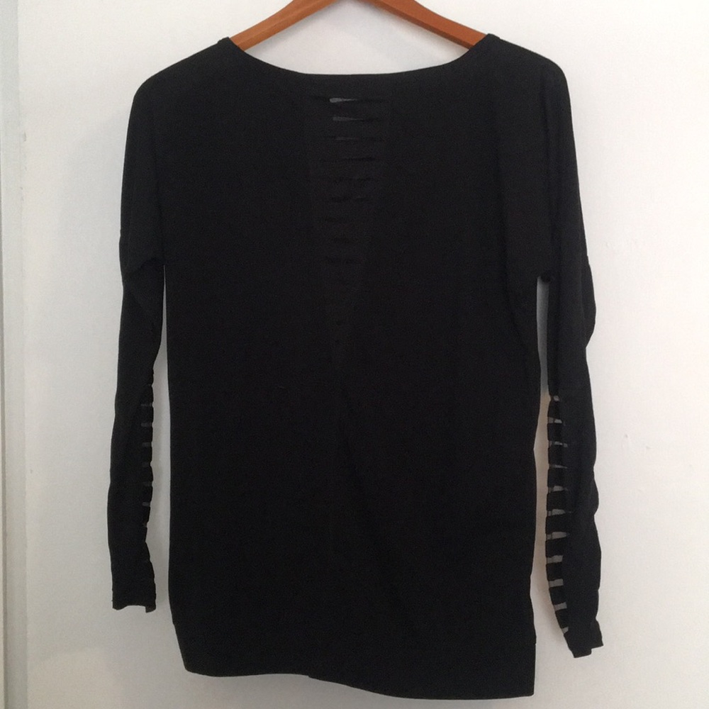 Long sleeve top